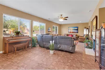 9274 Begonia Avenue, Hesperia, CA 92344 - Photo 13