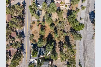 5761 Sheep Creek, Wrightwood, CA 92397 - Photo 33