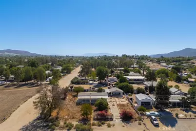 32270 Corydon Road, Wildomar, CA 92595 - Photo 13
