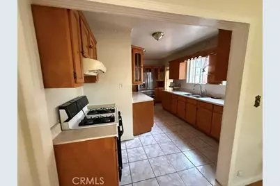 959 S Hillview Avenue, East Los Angeles, CA 90022 - Photo 3