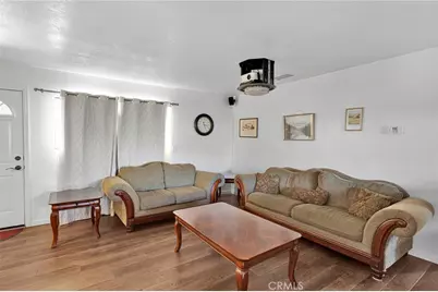 14575 Tonikan Road, Apple Valley, CA 92307 - Photo 7