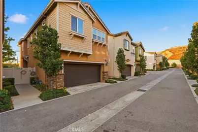 12845 W Hemingway, San Fernando, CA 91340 - Photo 5