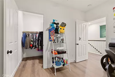 12845 W Hemingway, San Fernando, CA 91340 - Photo 29