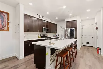 12845 W Hemingway, San Fernando, CA 91340 - Photo 11