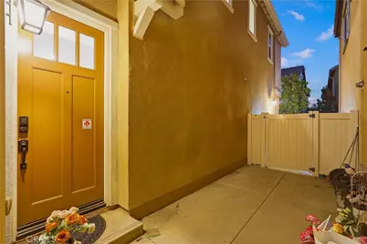 12845 W Hemingway, San Fernando, CA 91340 - Photo 43