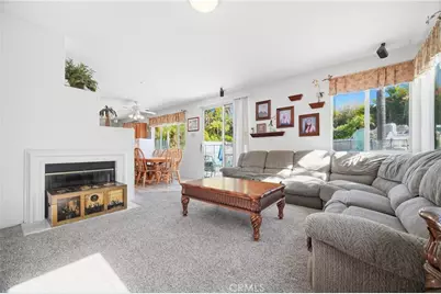 15040 Elkhorn Dr, Fontana, CA 92336 - Photo 7
