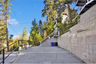 28919 Palisades, Lake Arrowhead, CA 92352 - Photo 3