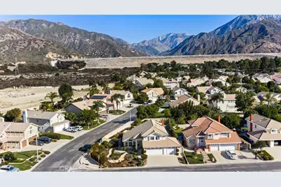 1539 Moonridge Court, Upland, CA 91784 - Photo 41