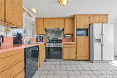 14990 Oakwood, Chino Hills, CA 91709 - Photo 13
