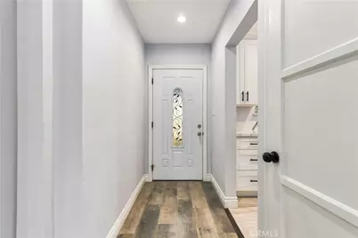 512 N Lazard Street, San Fernando, CA 91340 - Photo 21
