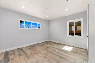 512 N Lazard Street, San Fernando, CA 91340 - Photo 27