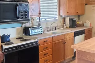 241 Alfalfa, 29 Palms MCB, CA 92277 - Photo 9