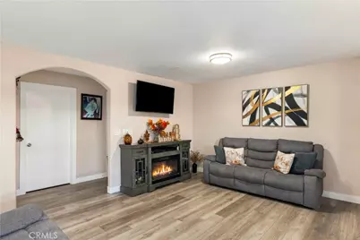 16237 Smoke Tree, Hesperia, CA 92345 - Photo 7