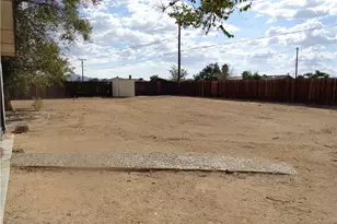 12744 Running Deer, Apple Valley, CA 92308 - Photo 29