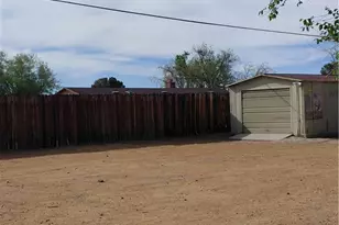 12744 Running Deer, Apple Valley, CA 92308 - Photo 31