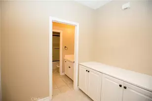 129 Chantilly, Irvine, CA 92620 - Photo 25