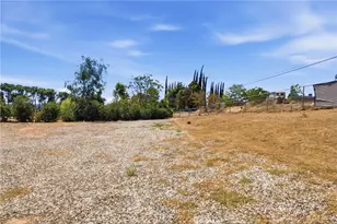 9584 Avenida Miravilla, Cherry Valley, CA 92223 - Photo 47