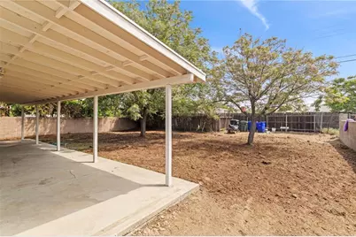 7877 Kempster, Fontana, CA 92336 - Photo 27