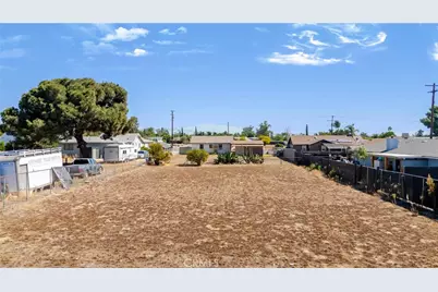 8982 Elm Avenue, Fontana, CA 92335 - Photo 29
