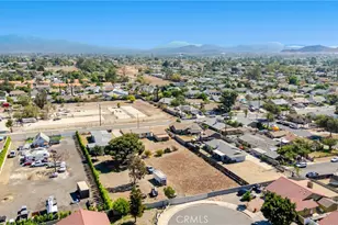 8982 Elm Ave, Fontana, CA 92335 - Photo 25