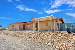 7929 Mono, Hesperia, CA 92345 - Photo 9