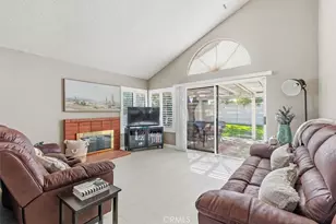15085 Primrose Ct, Fontana, CA 92336 - Photo 3
