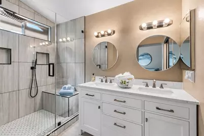 15085 Primrose Court, Fontana, CA 92336 - Photo 5