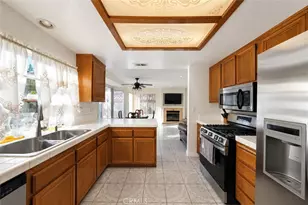 2208 Coachman Cir, Corona, CA 92881 - Photo 19
