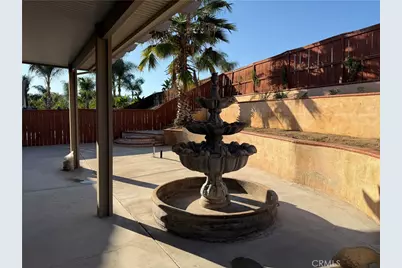 12758 Royal Palm Ln, Riverside, CA 92503 - Photo 13