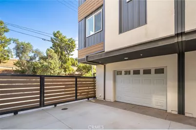6829 N Haskell Avenue, Van Nuys, CA 91406 - Photo 35