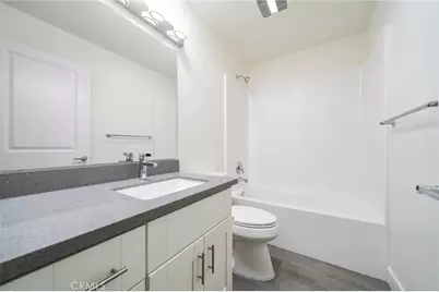 6829 N Haskell Avenue, Van Nuys, CA 91406 - Photo 25