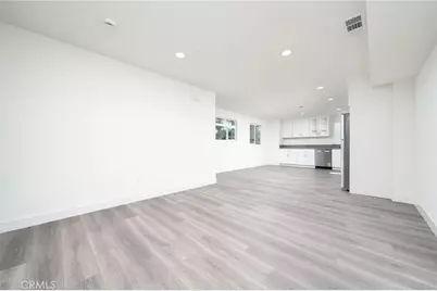 6829 N Haskell Avenue, Van Nuys, CA 91406 - Photo 15