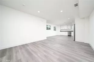 6829 N Haskell Ave, Van Nuys, CA 91406 - Photo 15