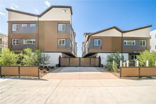 6829 N Haskell Ave, Van Nuys, CA 91406 - Photo 3