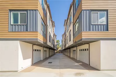 6829 N Haskell Avenue, Van Nuys, CA 91406 - Photo 39