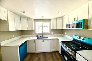 8920 Summerwood, Fontana, CA 92335 - Photo 9