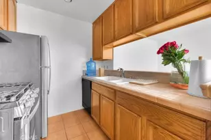 5700 Etiwanda, Tarzana, CA 91356 - Photo 11