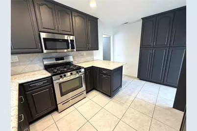 23525 Arlen Drive, Newhall, CA 91321 - Photo 9