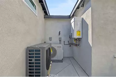 232 S Azusa, Azusa, CA 91702 - Photo 43