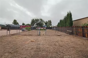 7728 Oakwood, Hesperia, CA 92345 - Photo 37