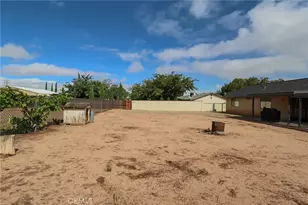 7728 Oakwood, Hesperia, CA 92345 - Photo 33