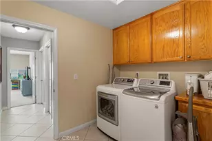 7360 Braceo, Oak Hills, CA 92344 - Photo 31