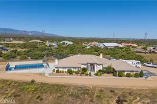 7360 Braceo, Oak Hills, CA 92344 - Photo 35