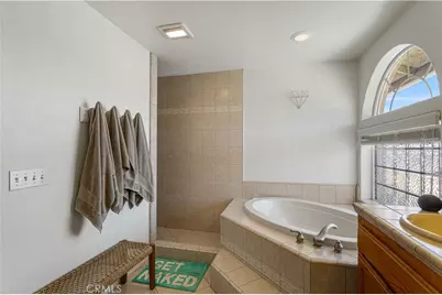 7360 Braceo, Oak Hills, CA 92344 - Photo 23