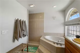 7360 Braceo, Oak Hills, CA 92344 - Photo 23