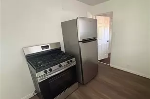 1155 N Campus Ave, Ontario, CA 91764 - Photo 17