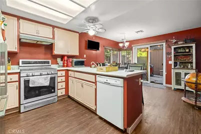 14456 Foothill Boulevard #40, Sylmar, CA 91342 - Photo 3