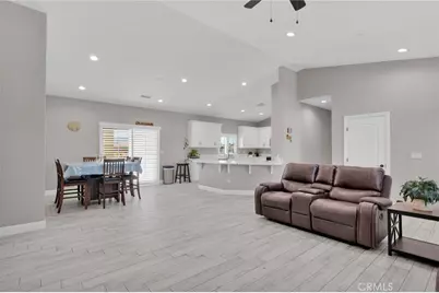 18237 Valencia Street, Hesperia, CA 92345 - Photo 9