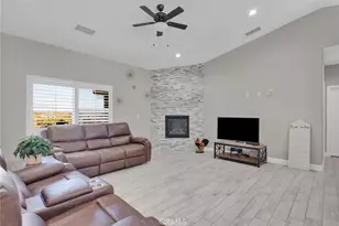 18237 Valencia St, Hesperia, CA 92345 - Photo 7