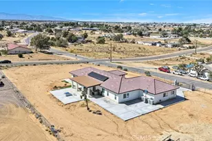 18237 Valencia St, Hesperia, CA 92345 - Photo 59